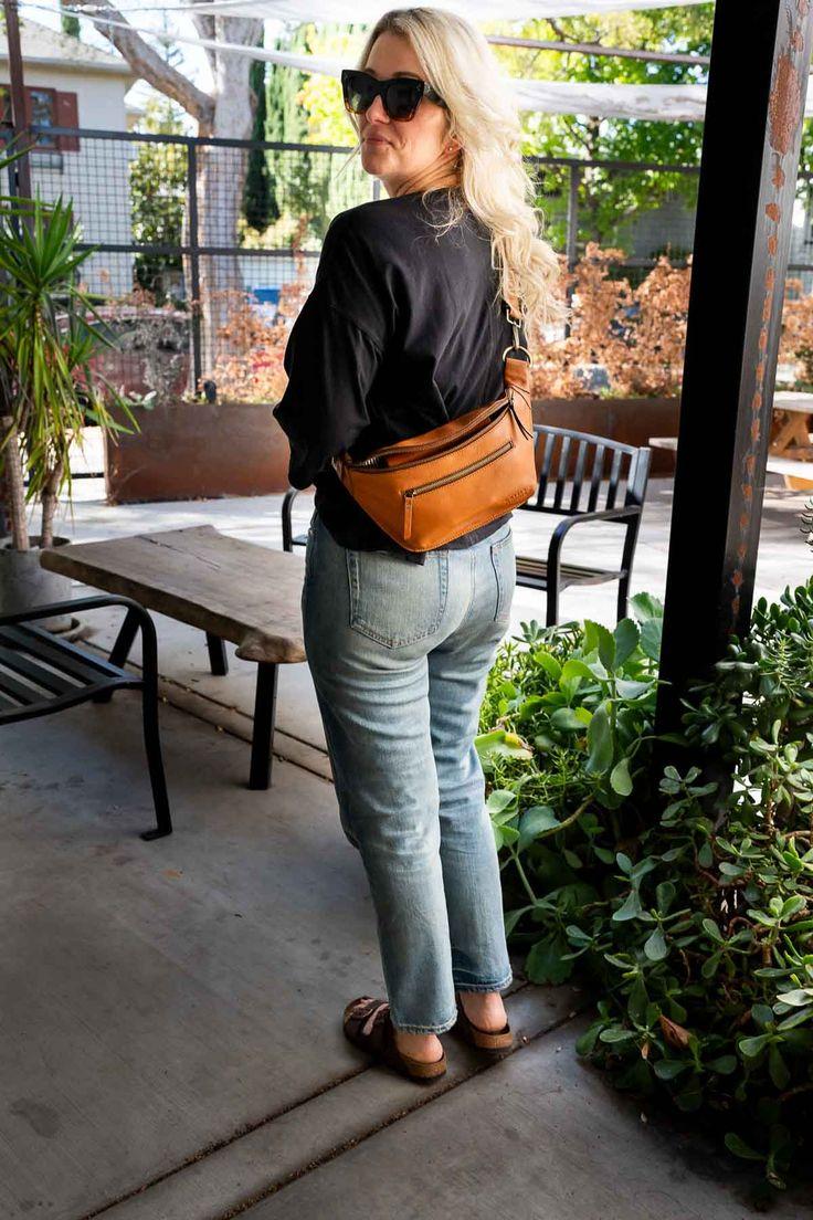 Trendy Women Sling Bag – Stylish & Compact
